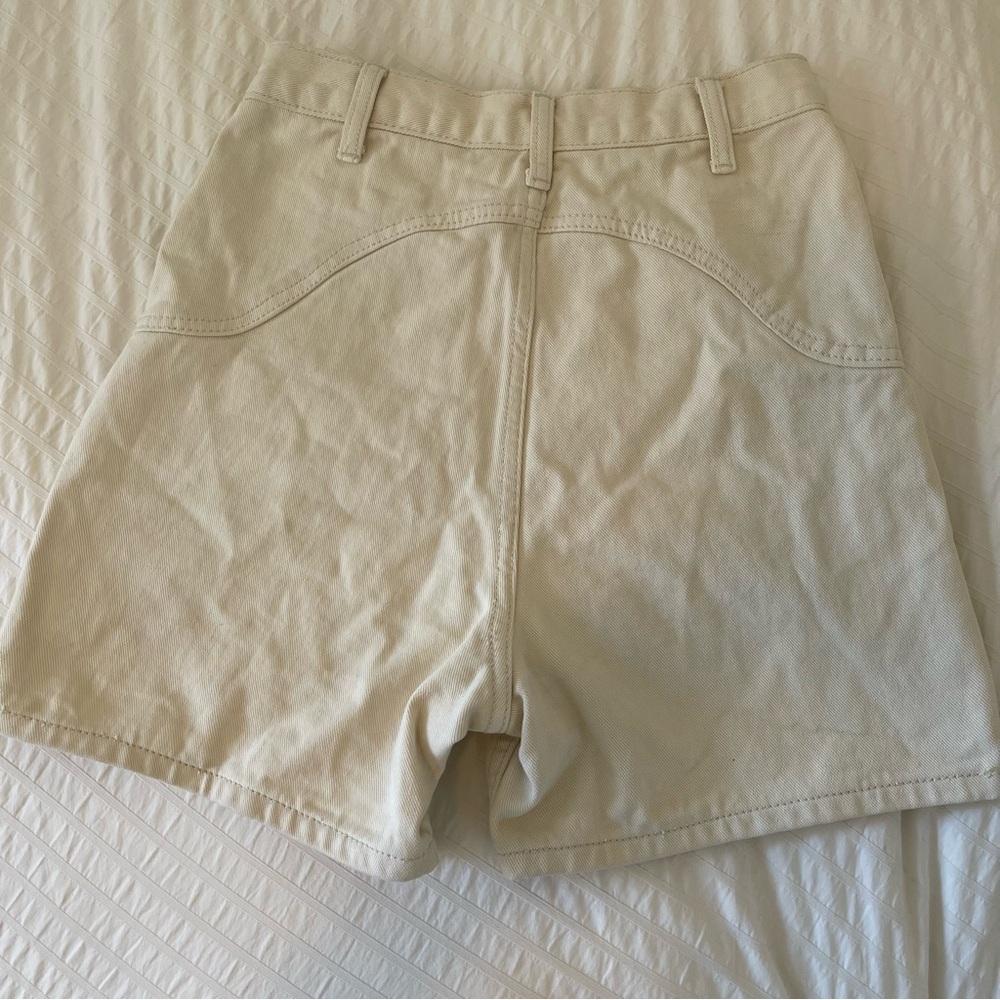 Cream 100% cotton high waisted shorts